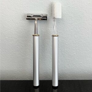 FREE w/Purchase*✨🆕NWOT Disposable Grooming Set for Women/Men